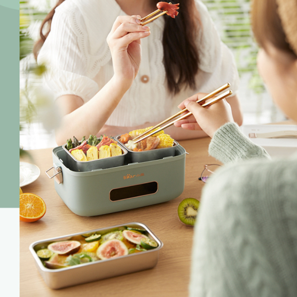 Hộp cơm cắm điện Bear